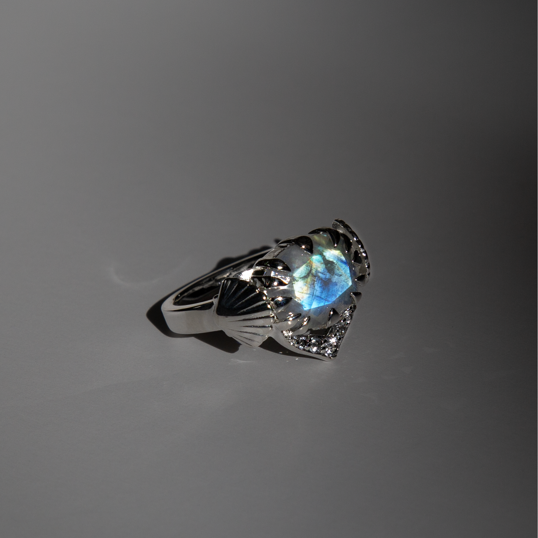 SIREN TEARS RING